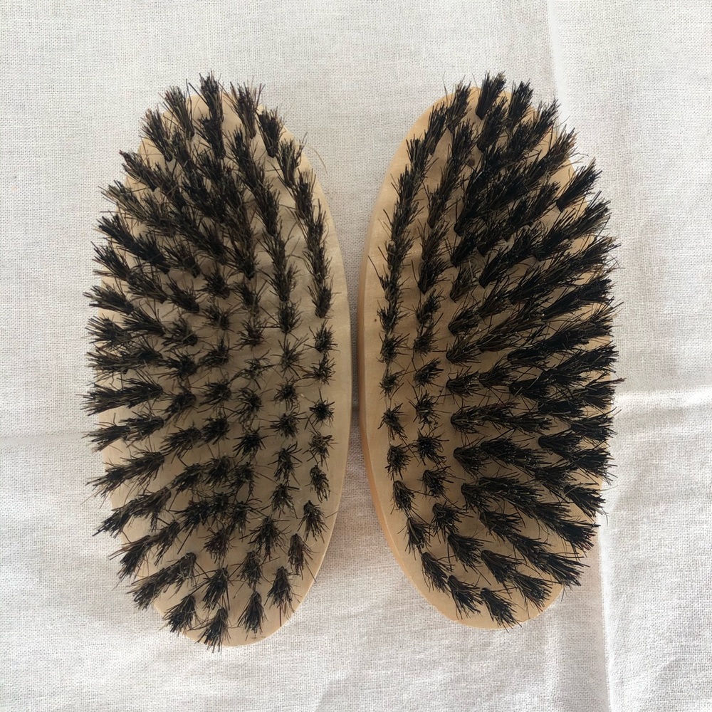 The Beard Club Birchwood Wooden Boar Beard Brush - Picture 3 of 6